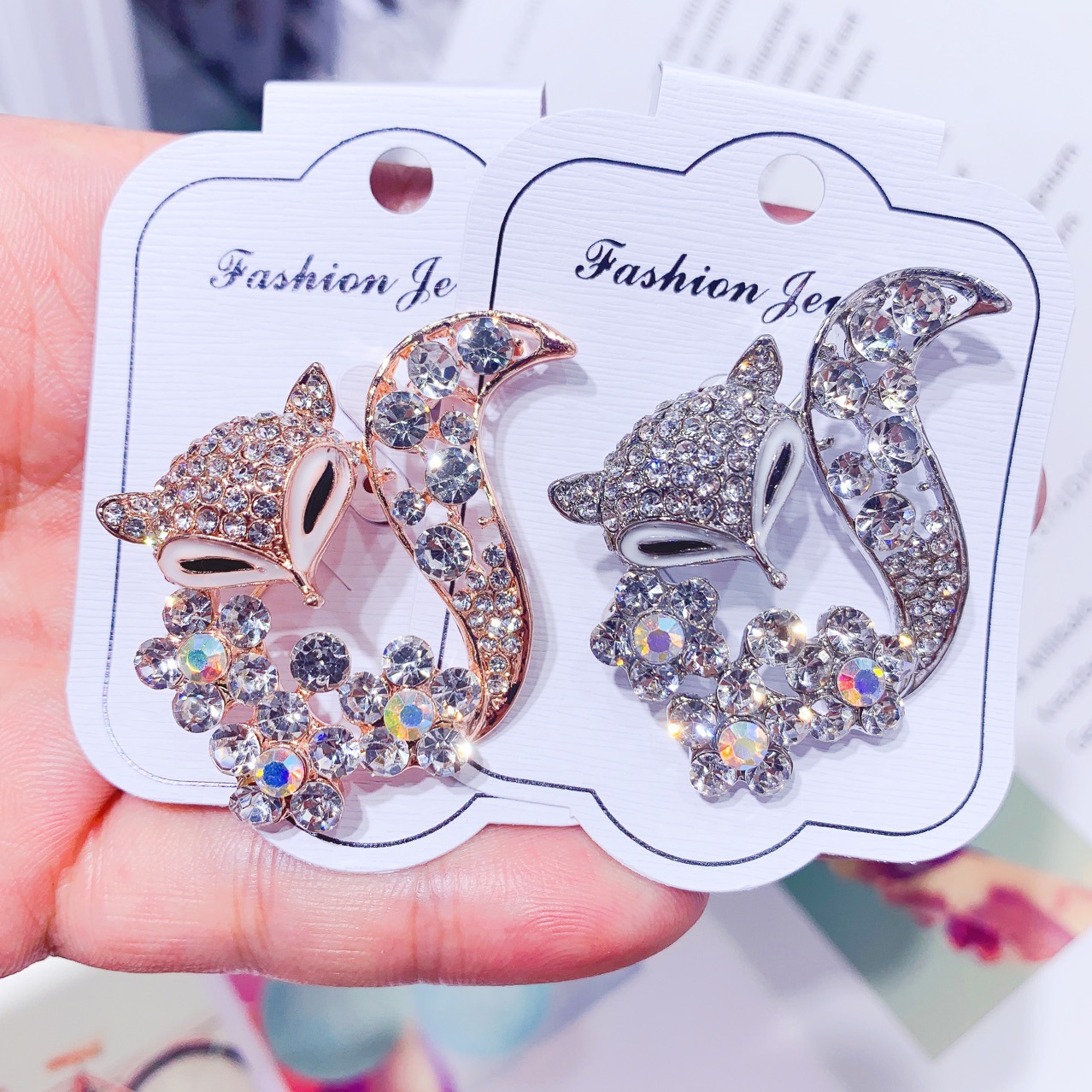 Ladies Brooch Women's Simple F - Event Suppliers review and price